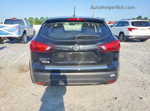 JN1BJ1CP3JW158774 2018 NISSAN ROGUE Черный Вид сзади