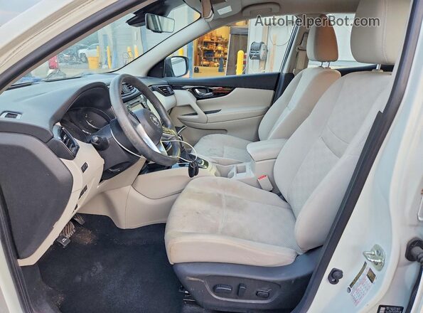 JN1BJ1CP3KW234575 2019 NISSAN ROGUE Белый Вид салона спереди
