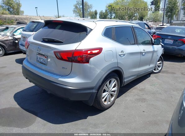 JN1BJ1CP4HW030800 2017 NISSAN ROGUE Silver Задня права чверть