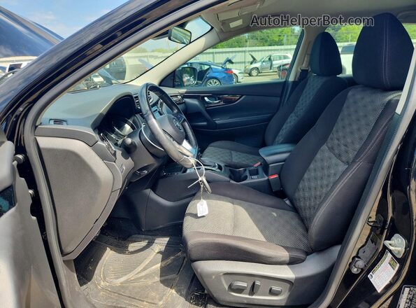 JN1BJ1CP4KW524601 2019 NISSAN ROGUE Черный Вид салона спереди