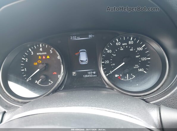 JN1BJ1CP5HW027467 2017 NISSAN ROGUE Gray Vista de los asientos traseros