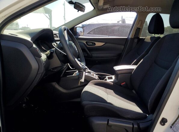 JN1BJ1CP7HW008015 2017 NISSAN ROGUE White Front interior view