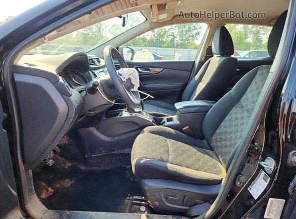 JN1BJ1CP7HW033254 2017 NISSAN ROGUE Black Front interior view