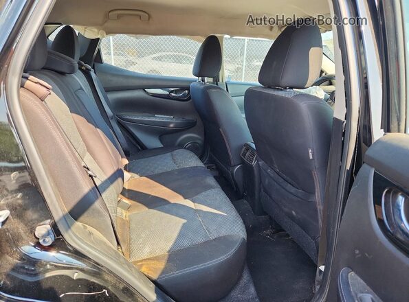 JN1BJ1CP7HW033254 2017 NISSAN ROGUE Black Rear seats view