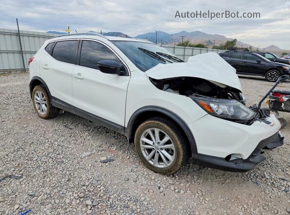 JN1BJ1CPXHW001771 2017 NISSAN ROGUE White Przód prawy