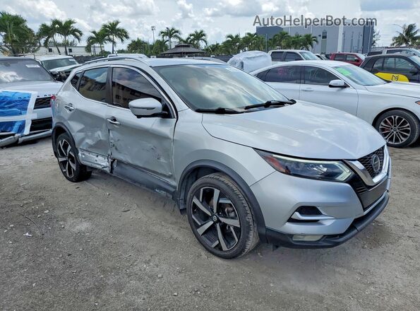JN1BJ1CPXHW013502 2017 NISSAN ROGUE Silver Przód prawy