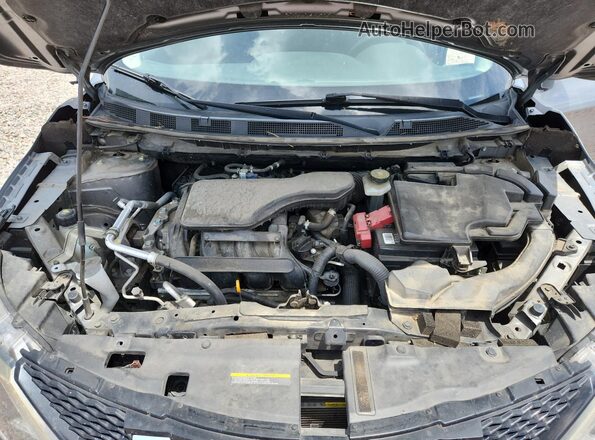 JN1BJ1CPXJW161445 2018 NISSAN ROGUE Silver Widok wnętrza z tyłu