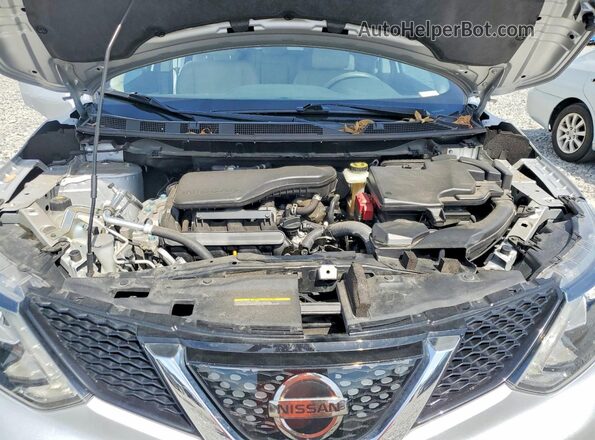 JN1BJ1CPXJW164197 2018 NISSAN ROGUE Silver ძრავის განყოფილების ხედი