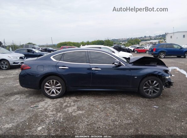 JN1BY1AP1HM741302 2017 INFINITI Q70 Blue Widok wnętrza z tyłu