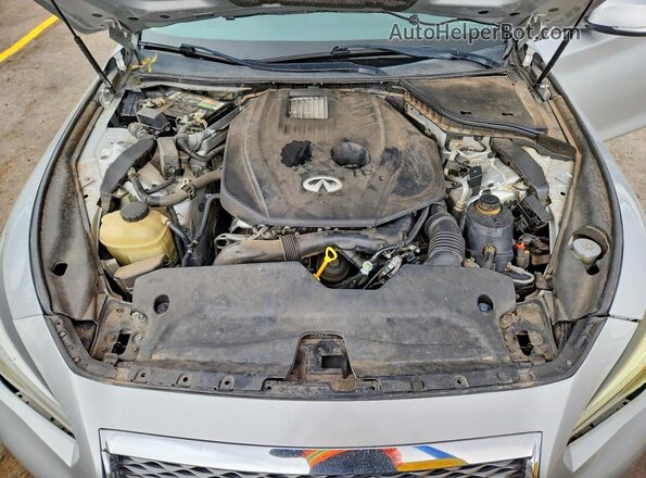 JN1CV7AP4GM201697 2016 INFINITI Q50 Silver Widok wnętrza z tyłu