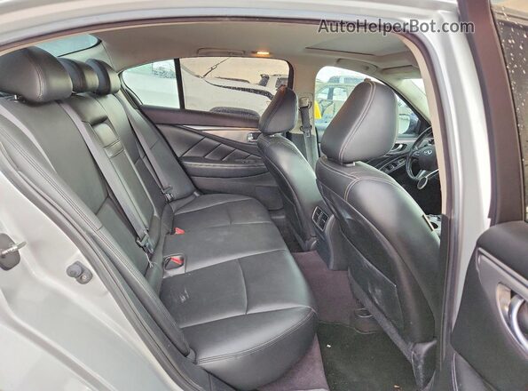 JN1CV7AP4GM201697 2016 INFINITI Q50 Silver Widok tylnych siedzeń