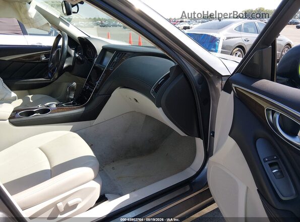 JN1CV7AR2JM280750 2018 INFINITI Q50 Серебряный Вид салона спереди
