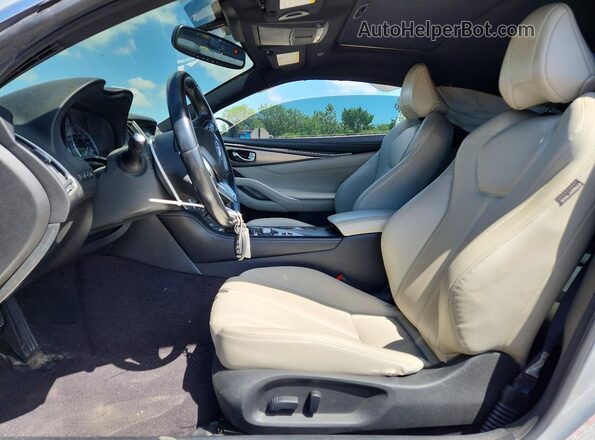 JN1CV7EL4HM320973 2017 INFINITI Q60 Silver წინა სალონის ხედი