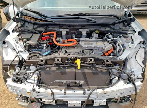JN1DF0BB3RM738981 2024 NISSAN ARIYA White ძრავის განყოფილების ხედი