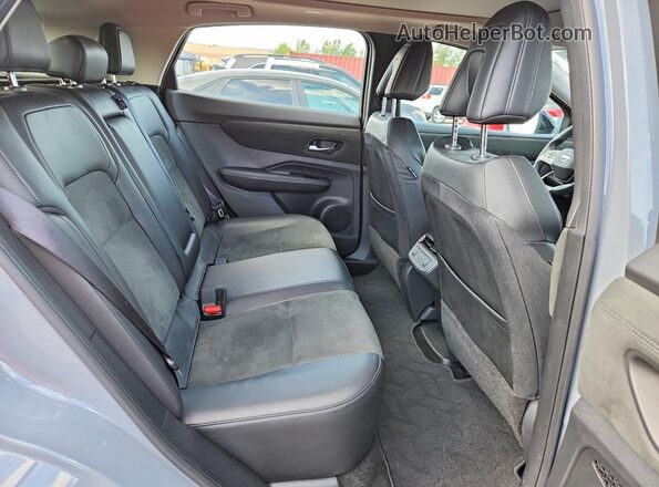 JN1DF0CD5RM742305 2024 NISSAN ARIYA Серый Вид задней части салона