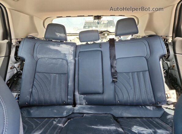 JN1DF0CD9RM736622 2024 NISSAN ARIYA White Rear seats view