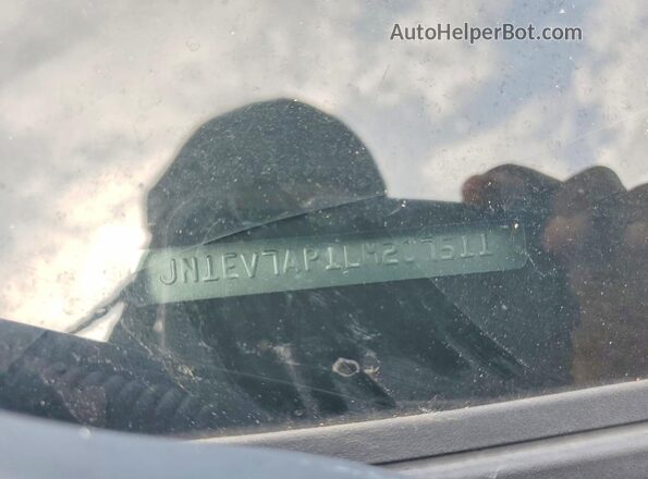 JN1EV7AP1LM207511 2020 INFINITI Q50 Silver Vista del compartimento del motor