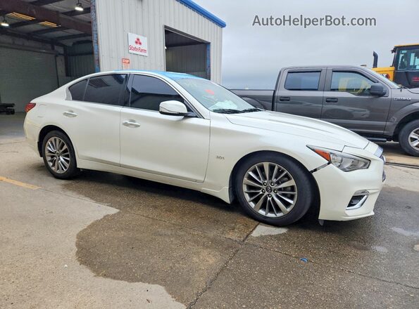 JN1EV7AP2JM350139 2018 INFINITI Q50 White Delantero derecho