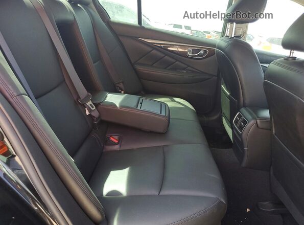 JN1EV7AP2JM350805 2018 INFINITI Q50 Black Vista de los asientos traseros