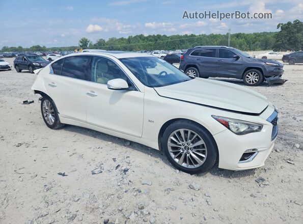 JN1EV7AP2KM540489 2019 INFINITI Q50 White Front right