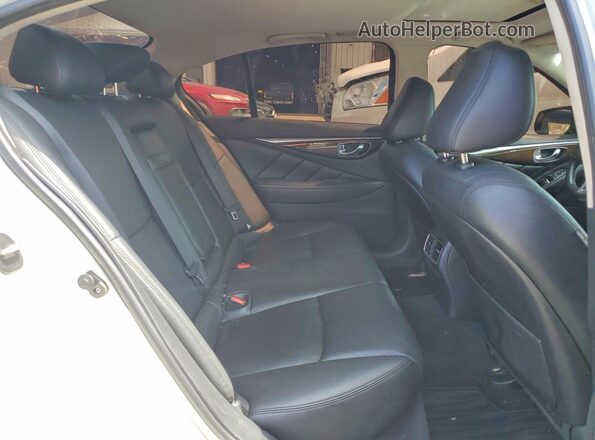 JN1EV7AP3JM352840 2018 INFINITI Q50 Белый Вид задних сидений