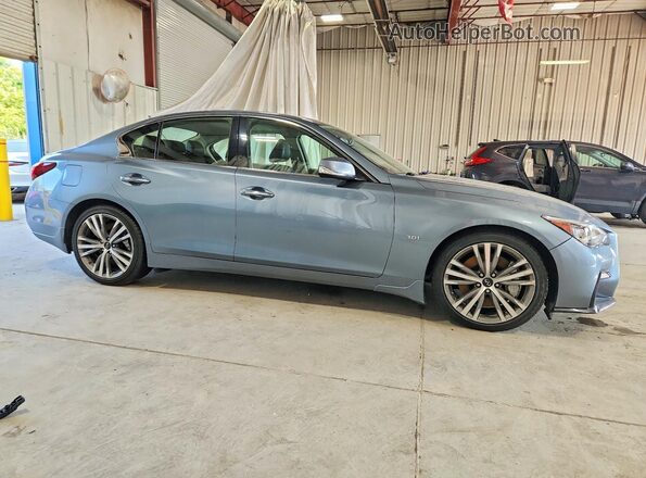 JN1EV7AP3JM359755 2018 INFINITI Q50 Gray Delantero derecho