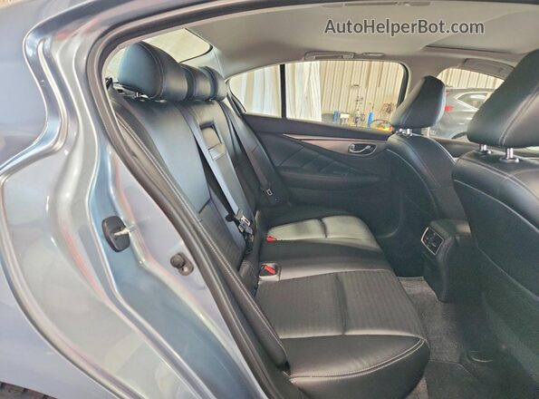 JN1EV7AP3JM359755 2018 INFINITI Q50 Gray Vista de los asientos traseros