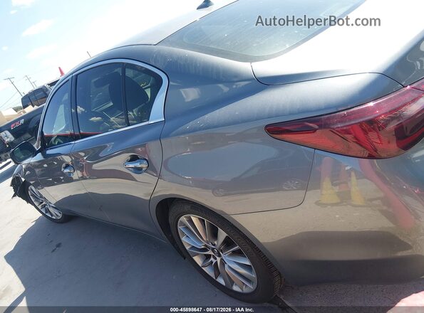 JN1EV7AP3JM591286 2018 INFINITI Q50 Gray 360 interior view