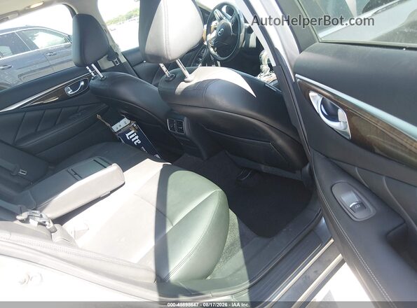 JN1EV7AP3JM591286 2018 INFINITI Q50 Gray VIN sticker view