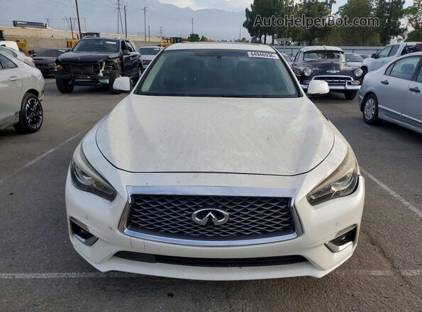 JN1EV7AP4JM358159 2018 INFINITI Q50 Белый Вид спереди