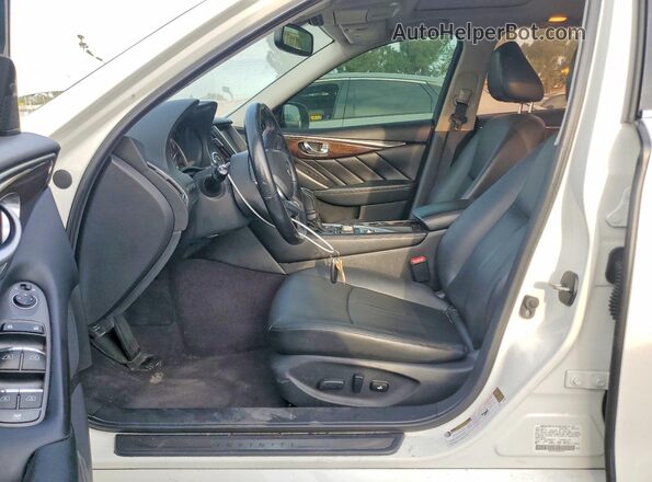 JN1EV7AP4JM358159 2018 INFINITI Q50 Белый Вид салона спереди