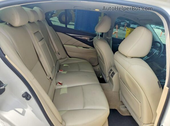 JN1EV7AP4KM514492 2019 INFINITI Q50 White Вид задніх сидінь