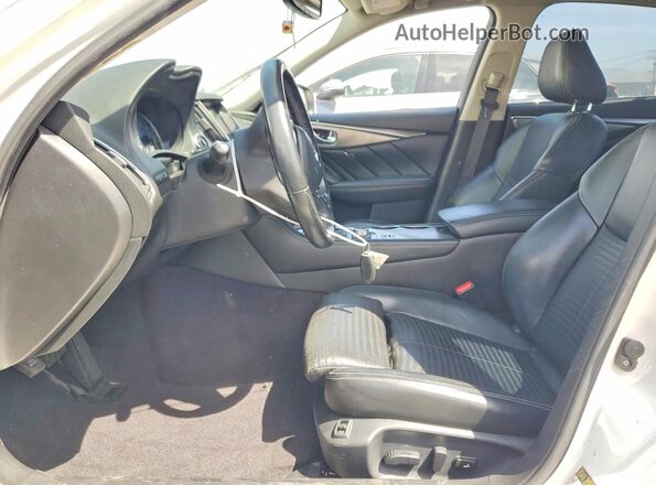JN1EV7AP5JM364584 2018 INFINITI Q50 White Vista interior delantera