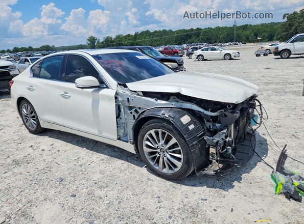 JN1EV7AP5JM365301 2018 INFINITI Q50 Белый Передняя правая четверть