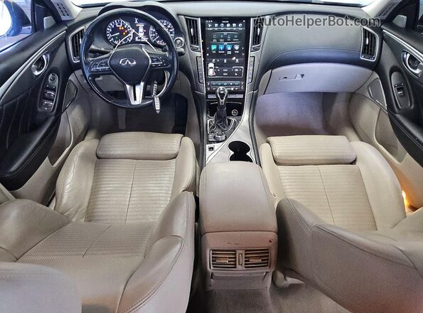 JN1EV7AP5JM591175 2018 INFINITI Q50 Blue Vista del salpicadero