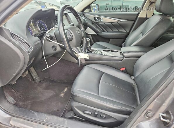JN1EV7AP6HM742390 2017 INFINITI Q50 Gray Вид салону спереду