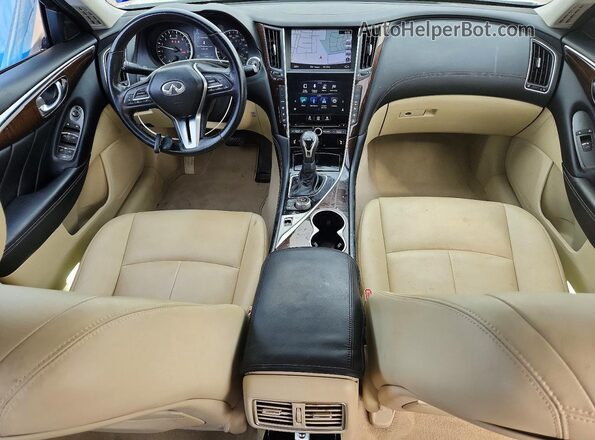 JN1EV7AP6JM361063 2018 INFINITI Q50 Белый Вид панели приборов