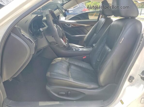 JN1EV7AP6JM363203 2018 INFINITI Q50 White Vista interior delantera