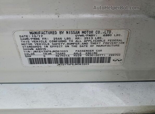 JN1EV7AP6JM363203 2018 INFINITI Q50 White Vista del compartimento del motor