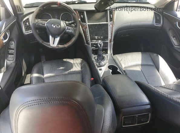 JN1EV7AP6JM363203 2018 INFINITI Q50 White Vista del salpicadero