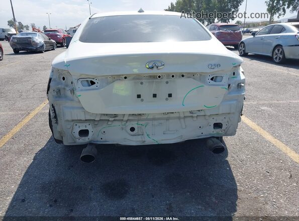 JN1EV7AP7JM360732 2018 INFINITI Q50 Белый Вид спереди