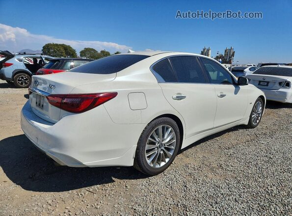 JN1EV7AP7JM592098 2018 INFINITI Q50 Белый Вид салона спереди