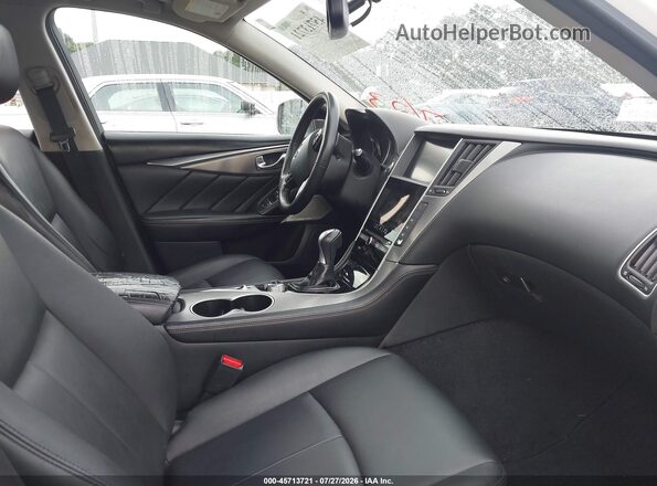JN1EV7AP8HM738485 2017 INFINITI Q50 Белый Вид салона спереди