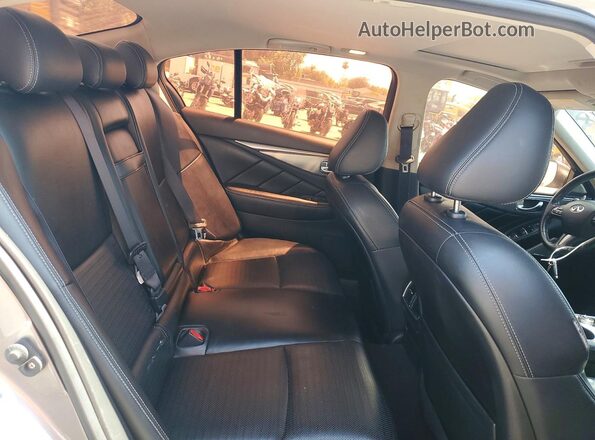 JN1EV7AP9HM730010 2017 INFINITI Q50 Gray Vista de los asientos traseros