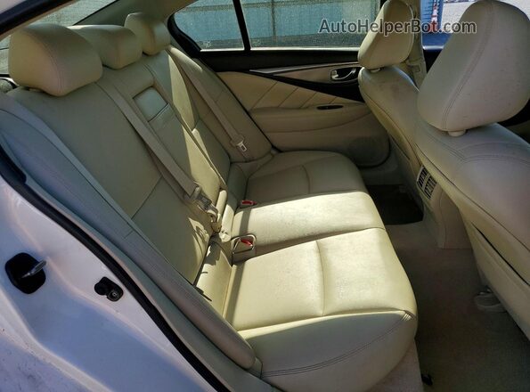 JN1EV7AP9HM741363 2017 INFINITI Q50 Белый Вид задних сидений