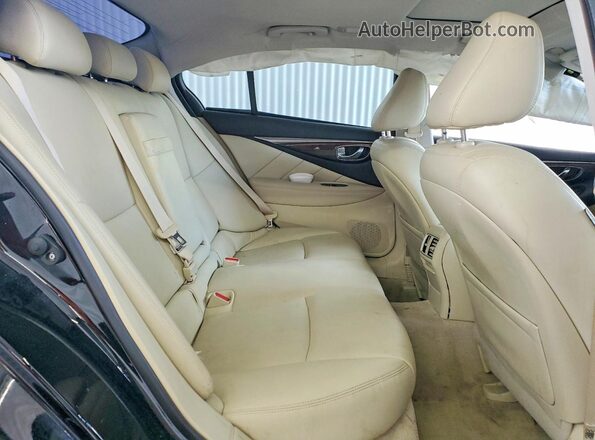 JN1EV7AP9JM359436 2018 INFINITI Q50 Black Vista de los asientos traseros