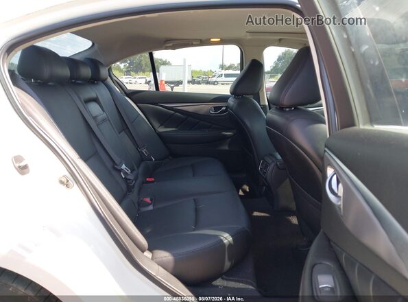 JN1EV7APXHM743266 2017 INFINITI Q50 White VIN կոդի պիտակի տեսք