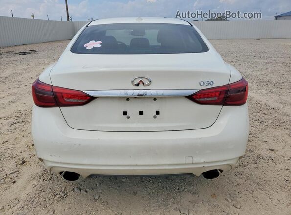 JN1EV7APXJM361762 2018 INFINITI Q50 White Вид ззаду
