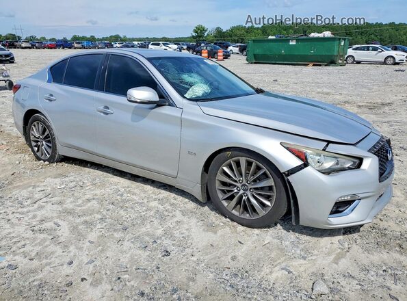 JN1EV7APXJM365634 2018 INFINITI Q50 Серебряный Передняя правая четверть