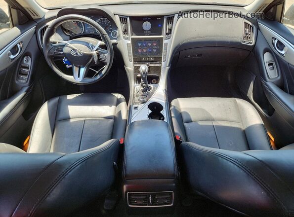 JN1EV7APXKM542782 2019 INFINITI Q50 Gray Dashboard view